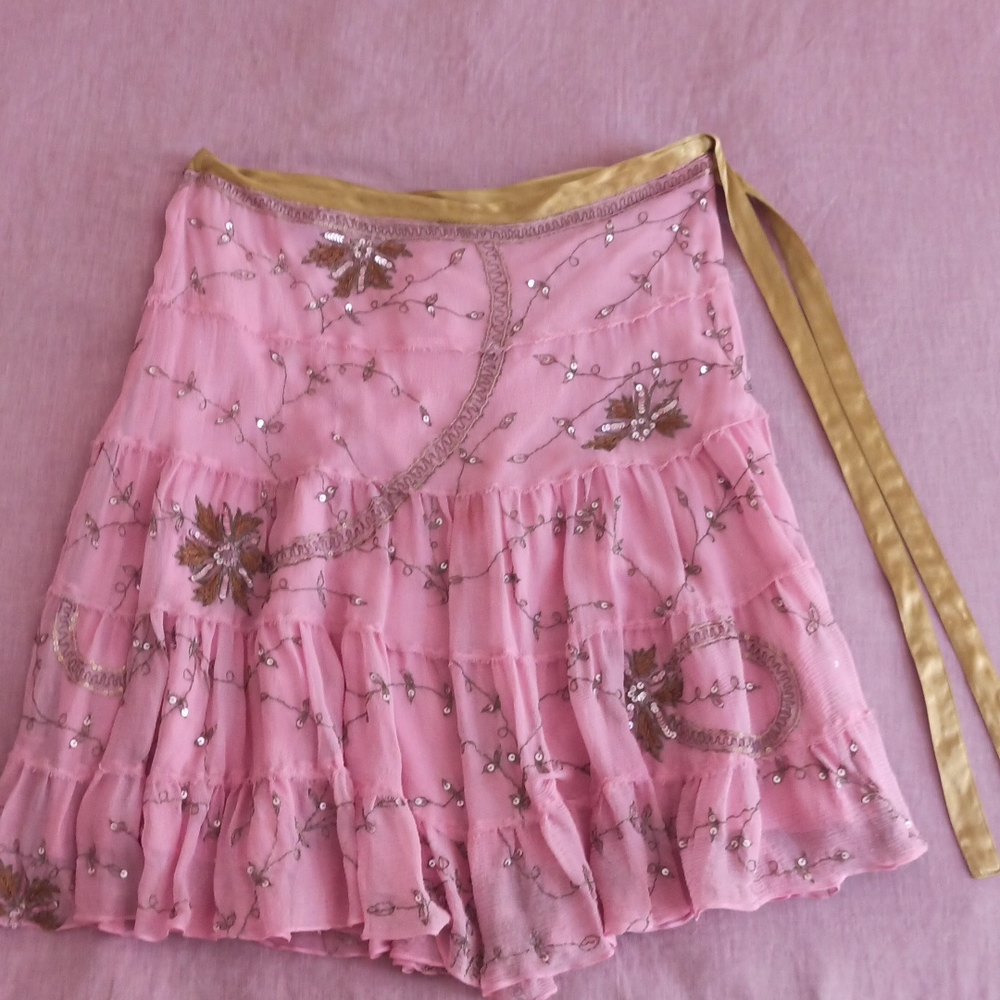 RARE! Gorgeous 100% silk skirt Made in India